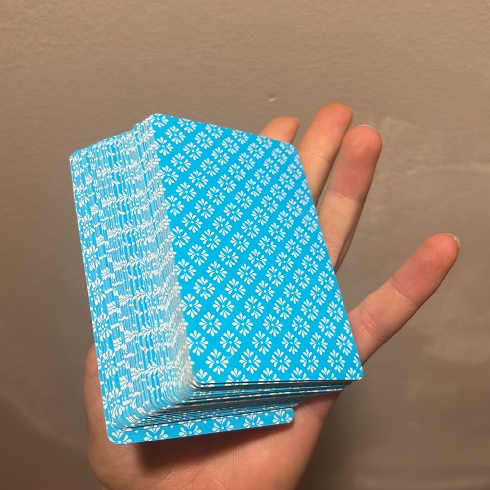 Playing cards - Picture 3 of 5